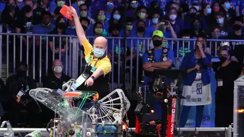 EXATEC, primer árbitro mexicano en finales de mundial de robots FIRST