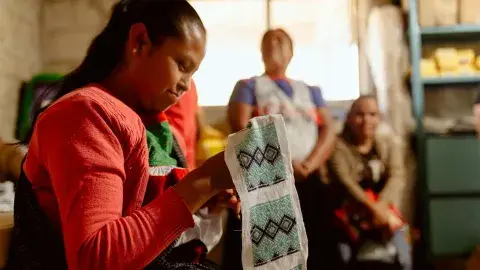 Someone Somewhere: emprendimiento centrado en moda con impacto social