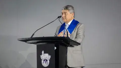 Dejen huella y cambien al mundo: José A. Fernández a egresados Tec