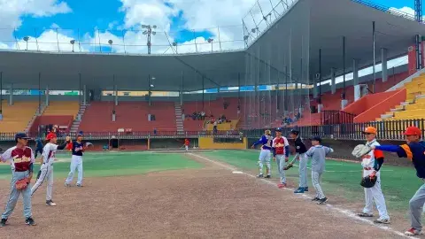 ¡Home run! Alumno Tec anota a favor de su educación