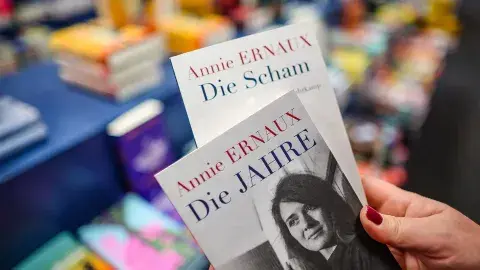 Nobel de Literatura a temas de cotidianidad y a la escritura sencilla