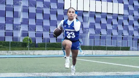 Mexican flag football star invited to NFL Pro Bowl with Manning!