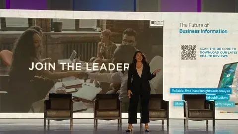 ¡Negocios y letras! Alumna Tec forma parte de consejo de periodistas