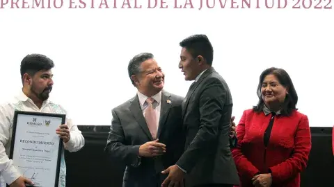 Estudiante de Tec Hidalgo recibe el Premio Estatal de la Juventud