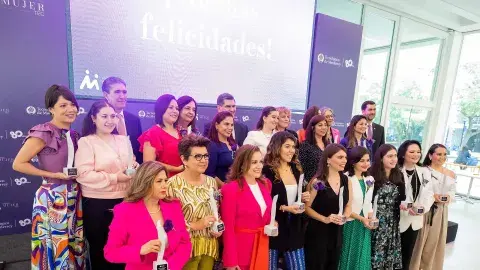 ¡Liderazgo de mujeres! Entregan Premio Mujer Tec 2023