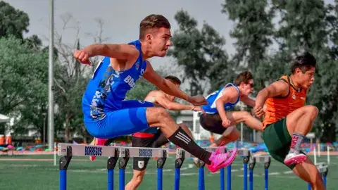 ¡Saltos y carreras! Borregos de Chihuahua destacan en atletismo