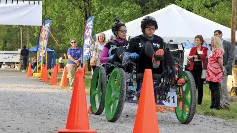 Mexicans win 2 NASA challenge awards