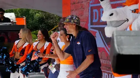 ¡Denver Broncos celebran Fan Fest en Tec campus Santa Fe!