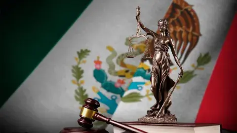 Entrenadora Tec habla en el Senado del papel de la mujer en el deporte