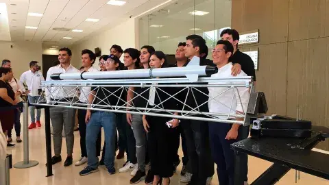 ¡Al infinito! Estudiantes de Tec GDL concursan en copa  aeroespacial