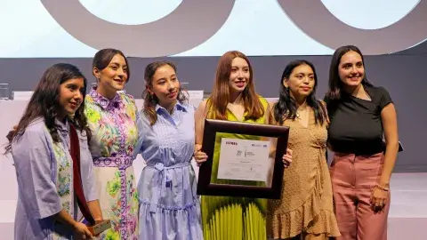 ¡Menstruación digna! Queretanas son galardonadas por iniciativa social