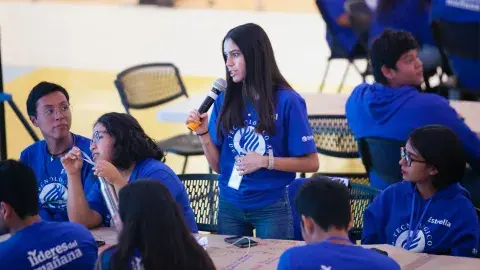 ¡Con tapitas! Alumna ganó beca del 100% con proyecto social 