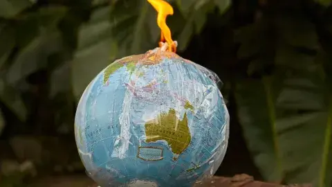 Fighting global warming: MIT recognizes Tec graduate for CO2 capture