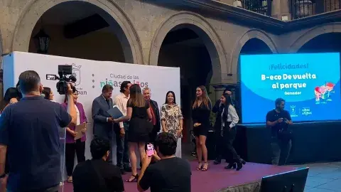 ¡Reconocidos! Premia gobierno de Zapopan a grupo estudiantil del Tec 