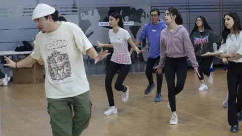 ¡Activa tu cuerpo y alma! 5 beneficios de incluir el baile en tu vida