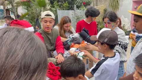 ¡Más solidaridad! Realizan colecta navideña en PrepaTec Sta. Anita 