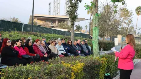 Sororidad: profesoras adoptan árbol y apoyan a becados del Tec