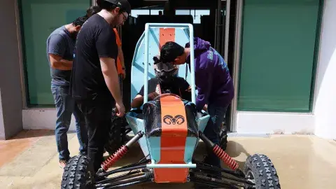 ¡4x4! Equipo de Tec Gdl competirá en certamen de vehículos todoterreno