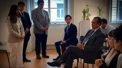 Estudiantes Tec trabajan en proyecto para embajada mexicana en Austria