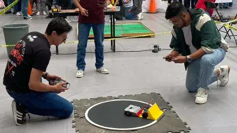 ¡A mundial de robótica! Equipo de Tec Toluca representará a México