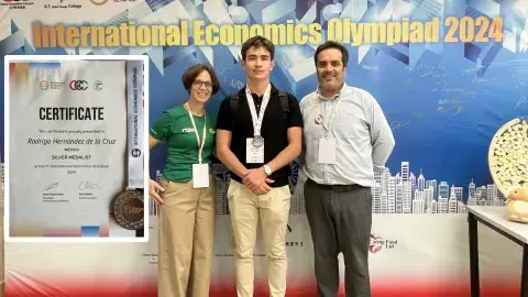 Egresado de PrepaTec Qro, plata en Olimpiada Internacional de Economía