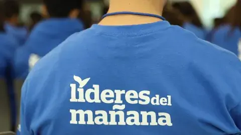¡Orgullo! Alumno hidalguense gana beca de 100% con proyecto matemático