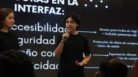 Estudiantes triunfan con innovación en reto industrial