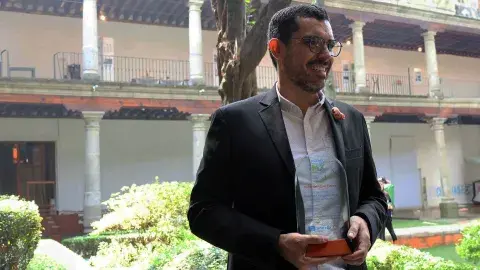 Roberto Íñiguez: educador Tec y ganador del Premio Nacional de Diseño 