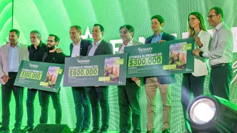 Solución verde: startup de bioplásticos gana HEINEKEN Green Challenge