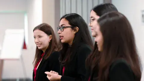 Alumnas Tec diseñan bebida saborizada y ganan reto nacional Heineken