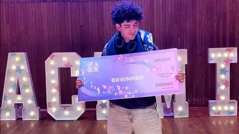 Tec student wins award with road safety project at HackMIT 2024