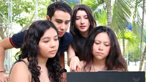 Mexican students win global award for creativity and innovation