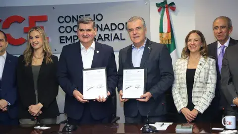 Tec de Monterrey y CCE firman alianza para apoyar talento e innovación