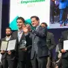 Gana Premio Nacional del Emprendedor por enseñar tecnología a niños