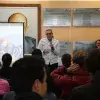 Secretaria de Contraloría platica a alumnos