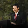 Foto Enrique Yepiz maestro de ceremonias en el Tec