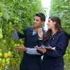 Estudiantes en el laboratorio agropecuario del Tec de Monterrey