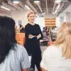 Ana Mallet es una profesora distinguida en el Tec de Monterrey y ha sido curadora independiente en proyectos de museos en México y el mundo