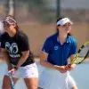 ¡Dúo dinámico! Gana Borregos Mty de tenis oro en dobles femenil