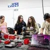 Estudiantes trabajan en el nuevo espacio de Maker Space en PrepaTec Laguna