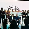 Ganadores del Programa de Emprendimiento Base Tecnológica recibiendo su reconocimiento.