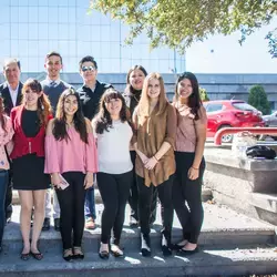 Alumnos generadores del proyectos junto con directivos