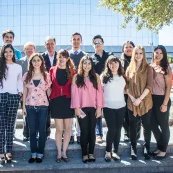 Alumnos generadores del proyectos junto con directivos