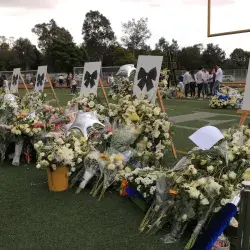homenaje a los cinco alumnos fallecidos