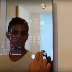 NAALA Smart Mirror