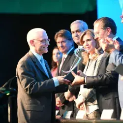 Bryan Husted, Premio Rómulo Garza 2017