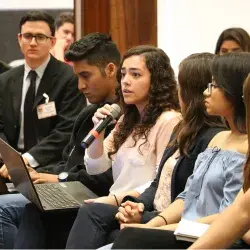 Alumnos de la Escuela de Gobierno, Ciencias Sociales y Gobierno