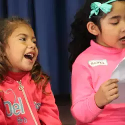 Niños disfrutando de posada en el Tec.