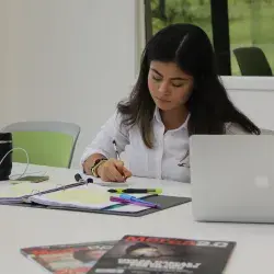 Alumna de negocios en Campus Tampico.