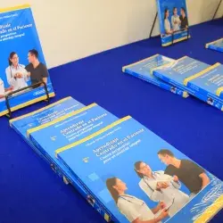 El libro fue escrito por Jorge Valdez García y Silvia Olivares, ambos integrantes de la Escuela de Medicina y  Ciencias de la Salud del Tecnológico de Monterrey.